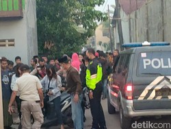 Kerumunan Pemuda Main Petasan di Pekalongan Dibubarkan Gas Air Mata
