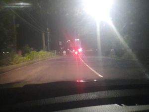 Wuuzz...! Lalin Puncak Bogor Lancar Jaya Malam Ini