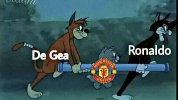 Sungguh Terlalu, Meme Ronaldo-De Gea Gendong Beban MU