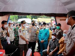 Momen Kapolda Riau Tinjau Perbatasan, Pastikan Mudik Lancar