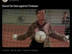 Satu lagi adegan Shaolin Soccer sebagai tribute buat performa De Gea. Foto: dok. Twitter