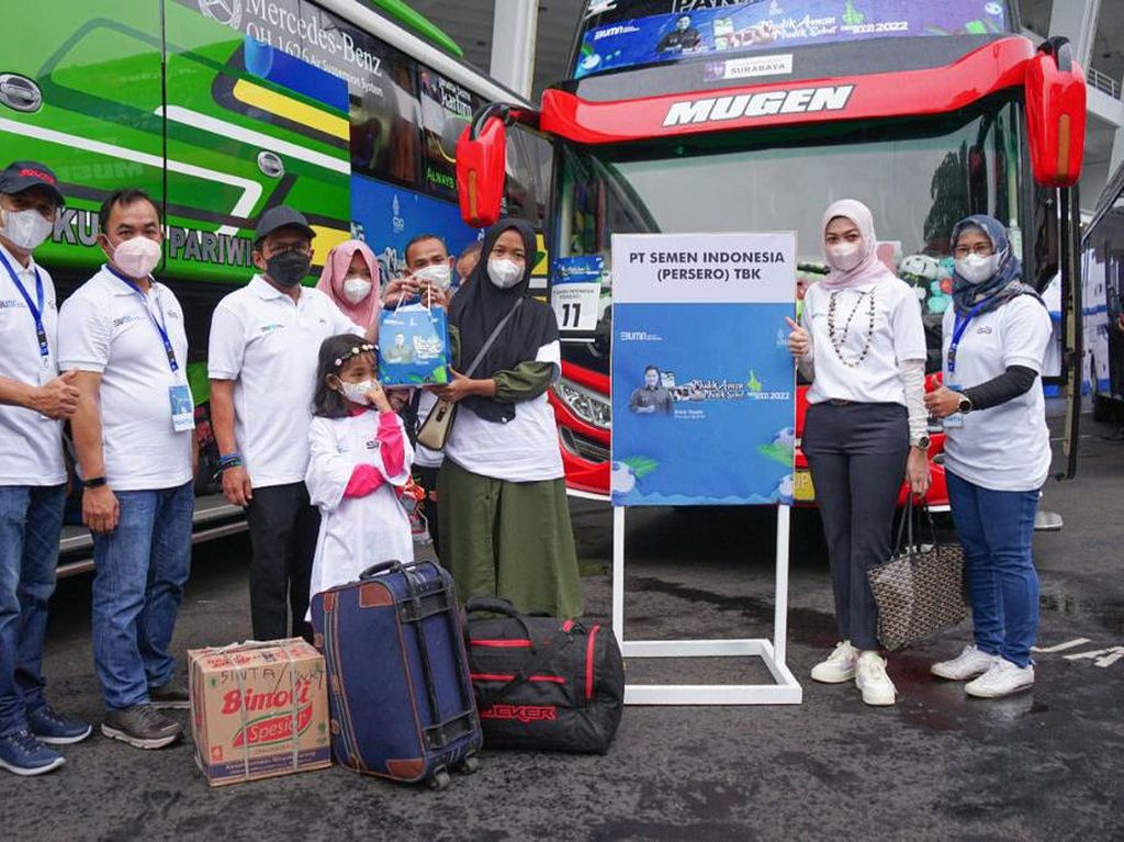 Mudik Gratis BUMN, Semen Indonesia Berangkatkan 990 Orang Mudik Gratis BUMN, Semen Indonesia Berangkatkan 990 Orang