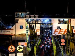 Padatnya Arus Mudik di Pelabuhan Gilimanuk Bali