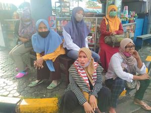 Macet di Gilimanuk, 6 Pemudik Ini Malah Ditinggal Mobil Travelnya Macet di Gilimanuk, 6 Pemudik Ini Malah Ditinggal Mobil Travelnya