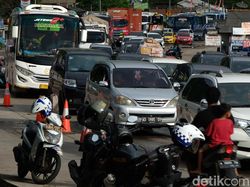 Penampakan Macet Horor Menuju Pelabuhan Merak