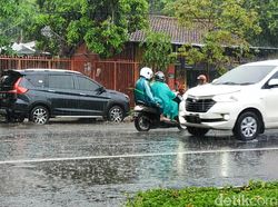 BMKG Banyuwangi Peringatkan Potensi Cuaca Ekstrem Saat Arus Mudik