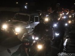 Perlintasan Kereta Api Hambat Lalin di Jalur Nagreg