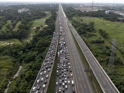 3 Hal Pemicu Kemacetan di Tol Selama Pelaksanaan One Way