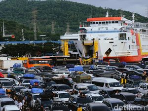 Ingat! Beli Tiket Kapal Feri Sudah Tak Bisa Langsung di Pelabuhan