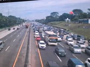 H-3 Lebaran, Km 31 hingga Km 48 Tol Jakarta-Cikampek Macet