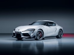 Pas Nih Buat Real Man Use 3 Pedals, Toyota Luncurkan Supra Transmisi Manual