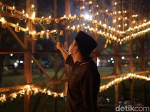 Ribuan Lampu Colok Hiasi Malam 27 Ramadan di Pekanbaru