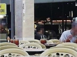 Viral Kisah Pria Pesan Makanan di Resto untuk 8 Orang, Endingnya Nyesek