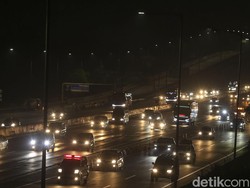 Penjelasan Polisi soal One Way di Tol Japek Masih Berlangsung