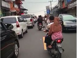 Kondisi Lalin Puncak Bogor Sore Ini: Ada Macet di 3 Titik