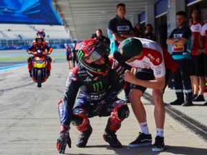 Meme saat Marc Marquez dan Dani Pedrosa Ikutan Mudik 2022