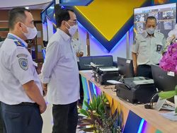 Menhub: Kepadatan di Merak Terurai, Jalur Darat Juga Terpantau Lancar