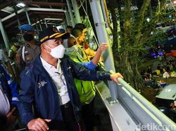 Urai Kemacetan di Pelabuhan Merak, Menko PMK Pastikan Jumlah Kapal Ditambah