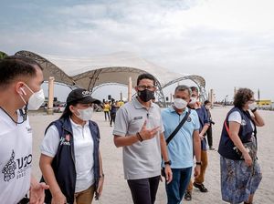 Sandiaga Cek Prokes di Ancol, Ingatkan Jangan Getok Harga