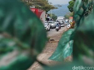 Jalur Selatan Padat, Pemudik: Nagreg-Limbangan 3 Jam Jalur Selatan Padat, Pemudik: Nagreg-Limbangan 3 Jam
