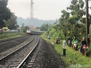 Rel Kereta Api Tidak Boleh Diisi Batuan Halus, Kenapa Ya?