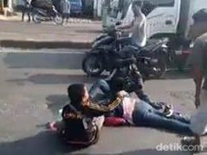Keluarga Ungkap Fakta Baru Kecelakaan Pemudik Kediri, Polisi Belum Merespons Keluarga Ungkap Fakta Baru Kecelakaan Pemudik Kediri, Polisi Belum Merespons