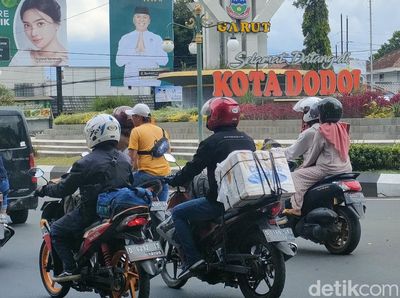 Pemudik Mulai Padati Jalur Perkotaan Garut