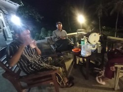 Sadar Akan Antre Lama di Gilimanuk, Pemudik Bawa Penanak Nasi-Termos