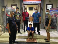 Pria Jatim Bobol Toko HP di Badung, Ditangkap saat Polisi Olah TKP