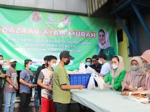 Jelang Lebaran, PPP Gelar Bazar Daging Ayam Murah