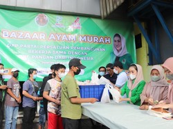 Jelang Lebaran, PPP Gelar Bazar Daging Ayam Murah
