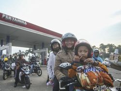 Ragam Ekspresi Anak-anak Saat Mudik Pakai Motor