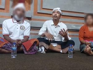 Pria Bali Bikin Konten TikTok Pamer Kondom di Pura, Berujung Minta Maaf Pria Bali Bikin Konten TikTok Pamer Kondom di Pura, Berujung Minta Maaf