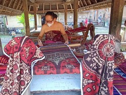 Terungkap! Soal DP Kain Gringsing Suvenir G20 Terkendala Salah Norek