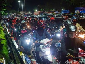 Tips Mudik Aman dengan Motor di Malam Hari dan Saat Berpuasa