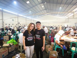 Modal Rp 250 Ribu, Arsitek Ini Sukses Jadi Juragan Kue Semprong