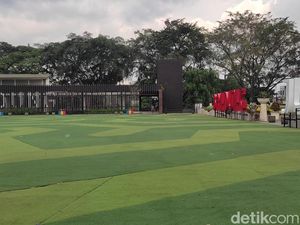 Jelang Malam Takbir, Taman Alun-alun Bandung Dikosongkan Jelang Malam Takbir, Taman Alun-alun Bandung Dikosongkan