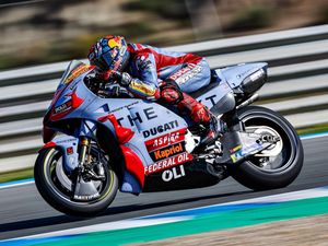 Hasil Free Practice 2 MotoGP Prancis: Bastianini Asapi Espargaro Hasil Free Practice 2 MotoGP Prancis: Bastianini Asapi Espargaro