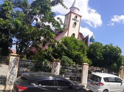 Toleransi Tinggi, Saling Berbagi Lahan Parkir Gereja-Masjid di Kupang