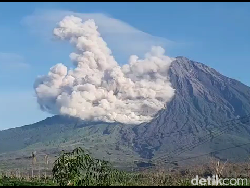 5 Puncak Gunung di Jawa yang Terlarang untuk Pengibaran Bendera