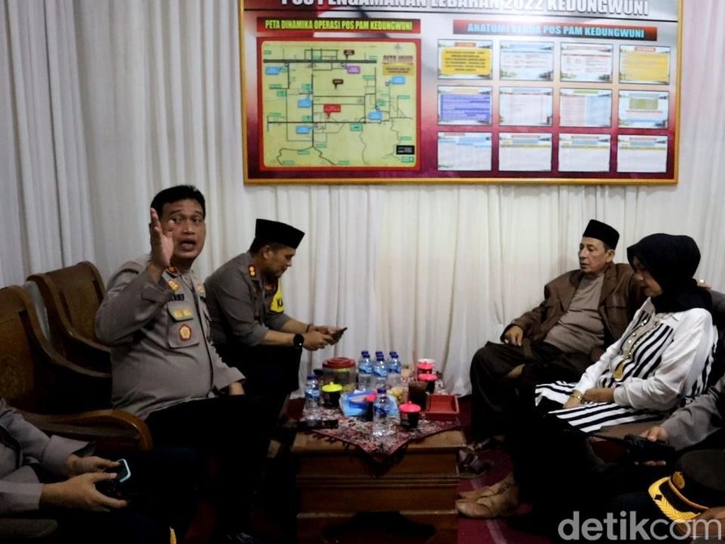 Habib Luthfi: Lebaran Bukan Hura-hura, Bukan Huru-hara Habib Luthfi: Lebaran Bukan Hura-hura, Bukan Huru-hara
