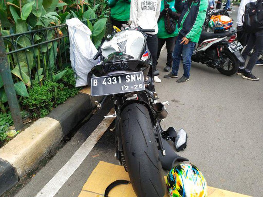 Kronologi Kecelakaan di Senayan Tewaskan Pengemudi Moge BMW S1000RR