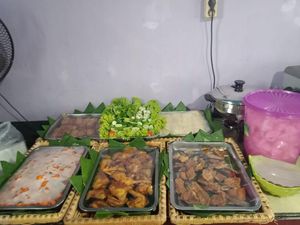 Kisah Anak Bungsu Garap Bisnis Katering Warisan Ortu, Raup Omzet Puluhan Juta Kisah Anak Bungsu Garap Bisnis Katering Warisan Ortu, Raup Omzet Puluhan Juta