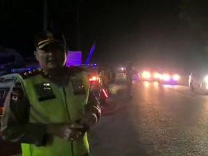Kapolres Labuhanbatu Turun Tangani Kemacetan Puluhan Kilometer
