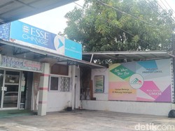 Berburu Oleh-oleh Legendaris Kekinian di Majalengka Mart