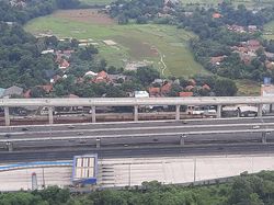 Potret Pantauan Udara Situasi Tol Cikampek H-1 Lebaran