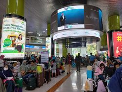 H-1 Lebaran, 34 Ribu Pemudik Berangkat dari Stasiun Gambir-Pasar Senen