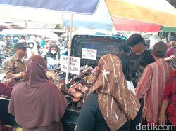 Prepegan, Pusat Perbelanjaan di Kutoarjo Dibanjiri Warga