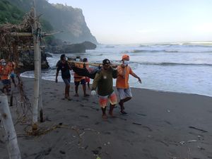 Mayat Pria Telanjang Ditemukan di Pantai Parangndok Bantul