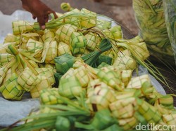 5 Cerita di Balik Tradisi Ketupat Khas Lebaran